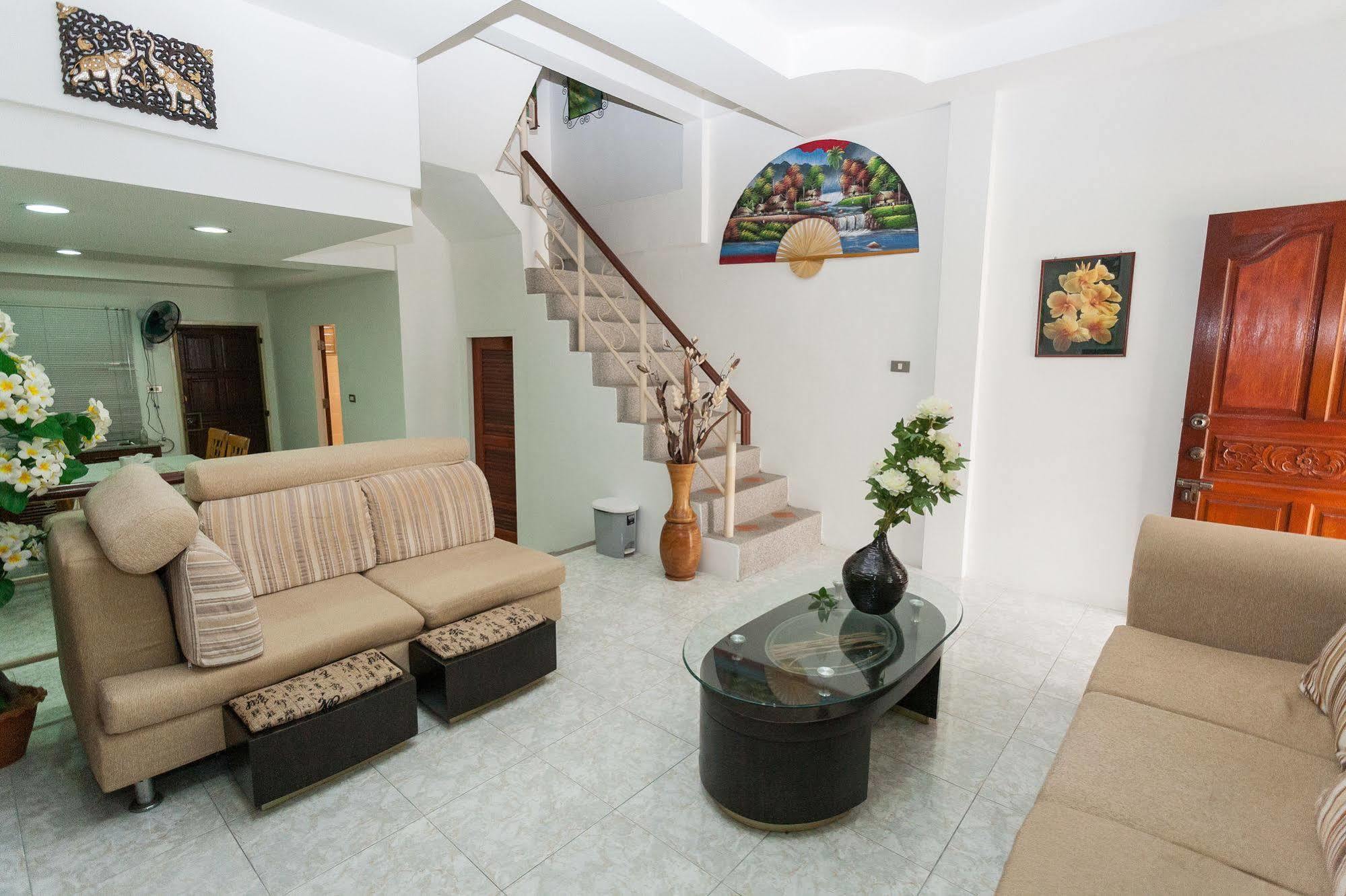 Eriksson Guesthouse Patong Eksteriør bilde