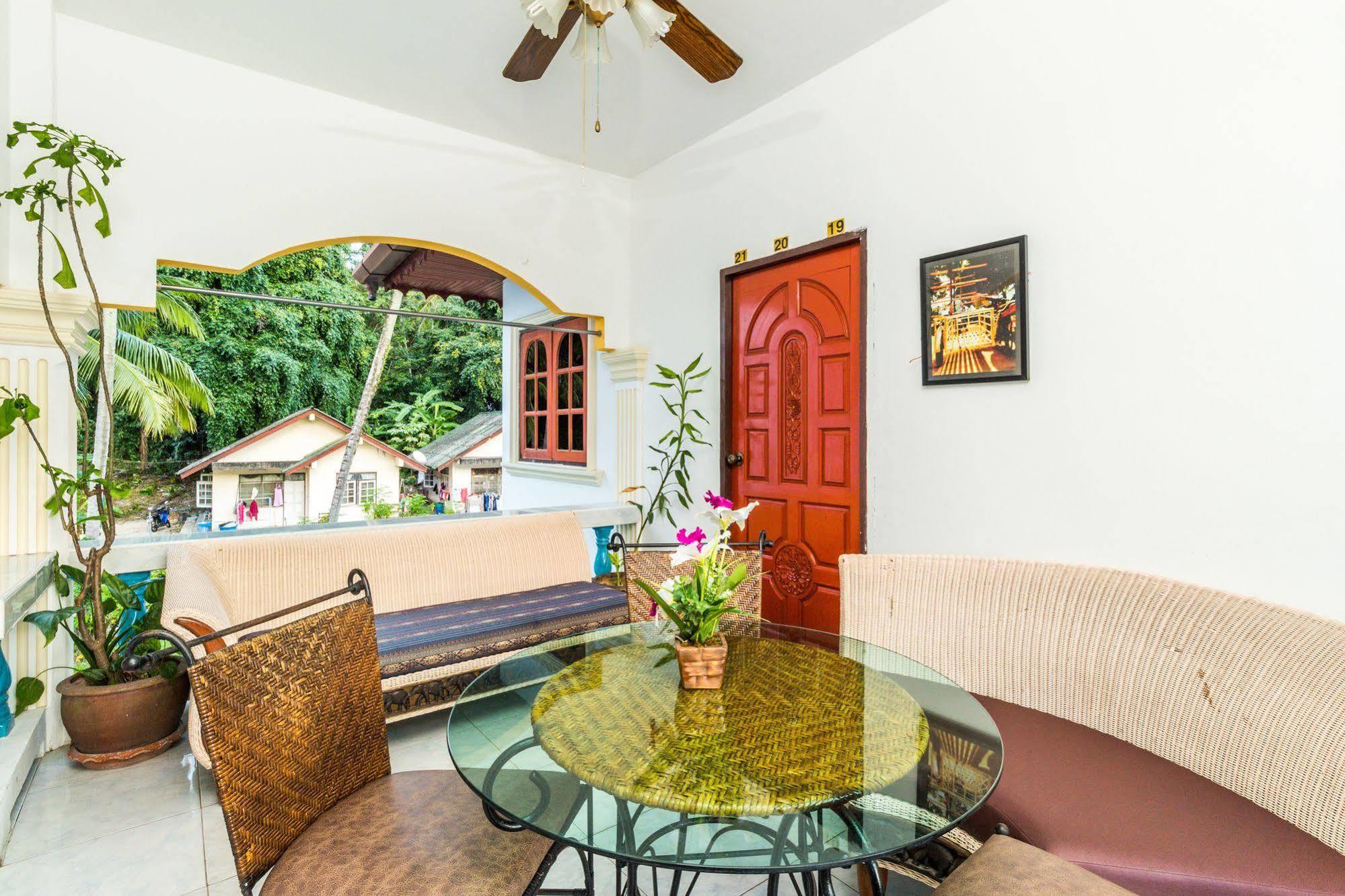 Eriksson Guesthouse Patong Eksteriør bilde