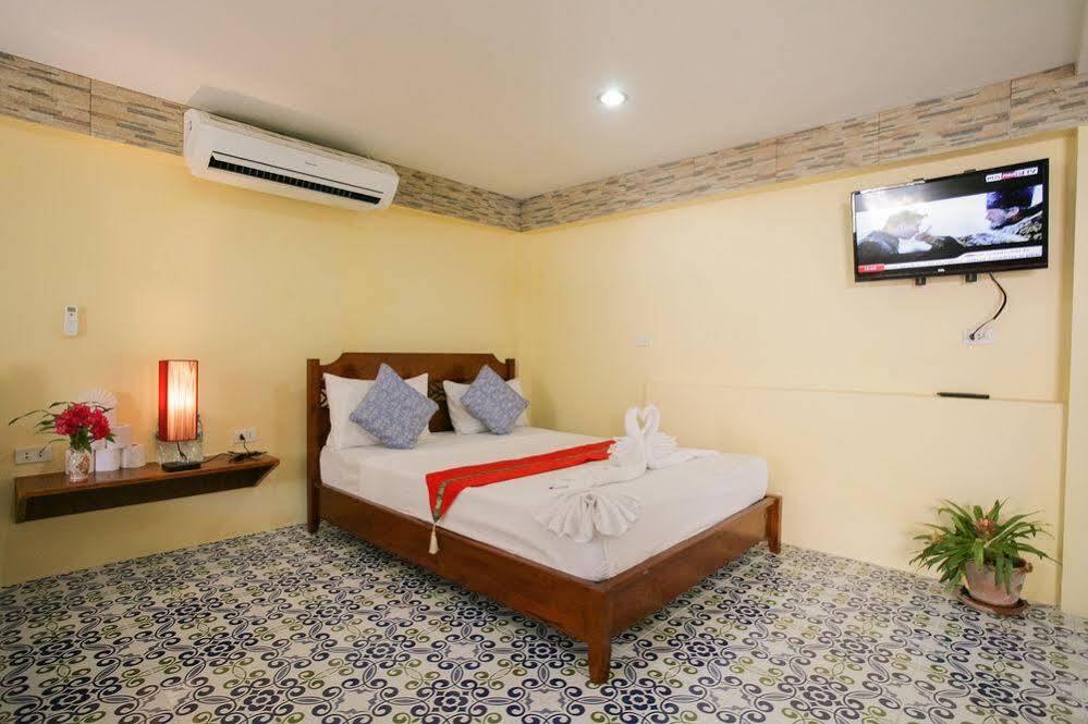 Eriksson Guesthouse Patong Eksteriør bilde