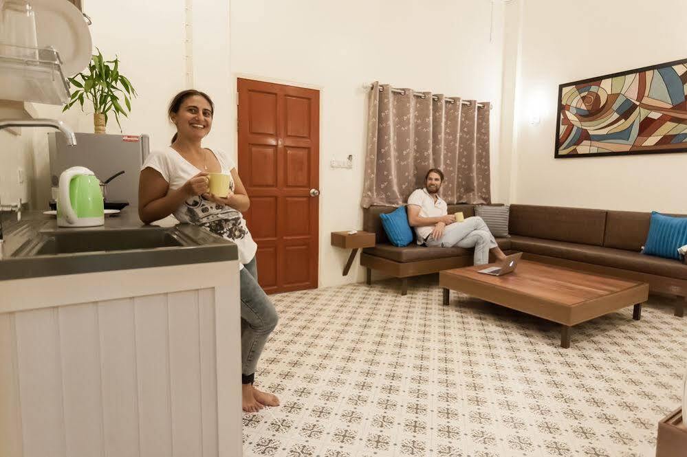 Eriksson Guesthouse Patong Eksteriør bilde